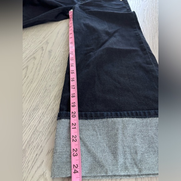 BCBG Dark Wash Cuffed Jeans Size 26 - Picture 11 of 11